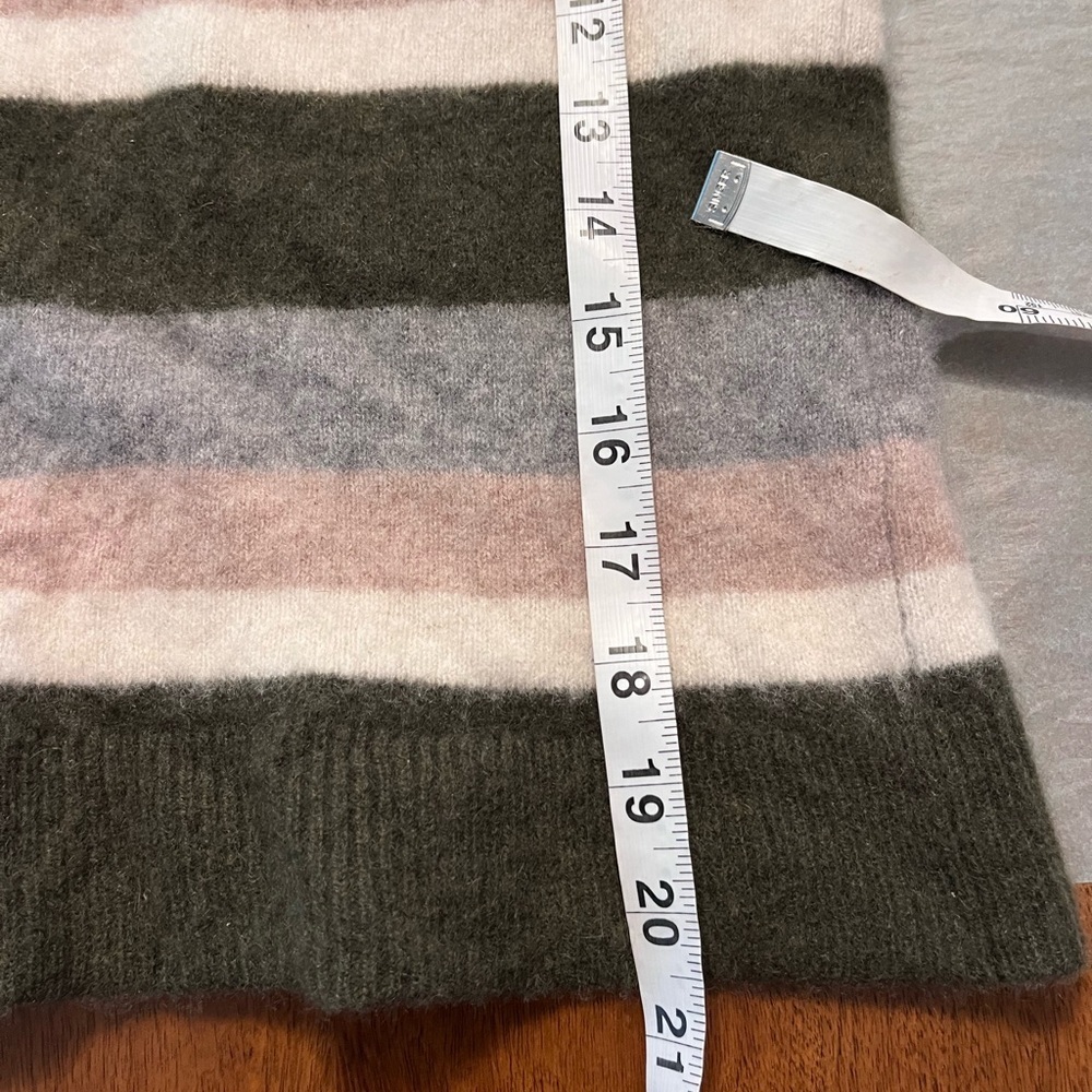 41 Hawthorn Rella Cashmere Olive and Beige Striped Sweater size S - Picture 5 of 8
